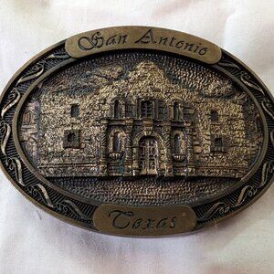 Solid bronze belt buckle - San Antonio, Texas, Alamo